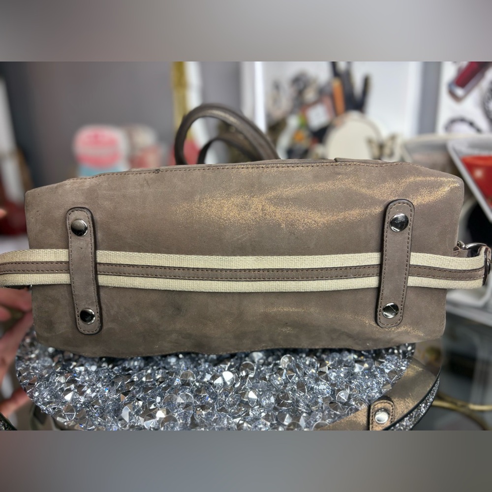 Coach 2010 Poppy “Lucky Penny” satchel GUC - Picture 11 of 15
